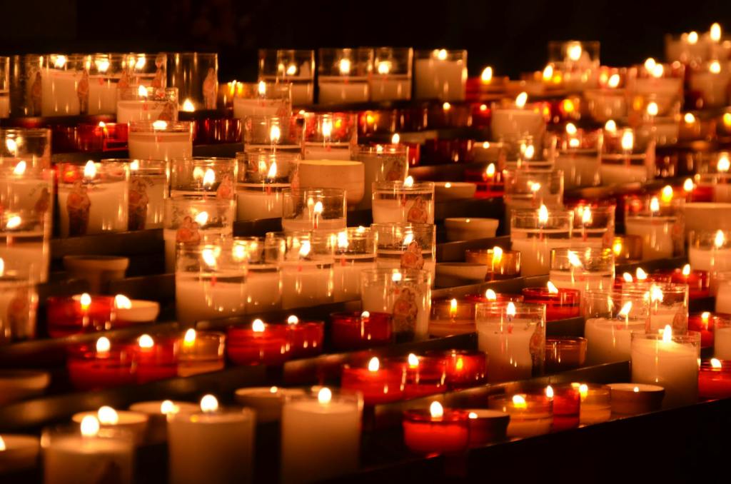 clear glass candle holder